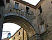 L'arco del palazzo Torrusio, dal sito www.comune.cannalonga.sa.it