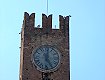 Particolare della torre con l'orologio aggiunto alla fine dell'Ottocento