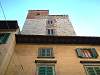 Foto 28 - Torre ormai inglobata nell’edificio civile posta in via Garibaldi, all’ingresso di piazza Duomo. Parzialmente abitata