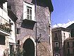 La Porta della Terra e i bastioni del vecchio borgo, dal sito www.introdacqua.info