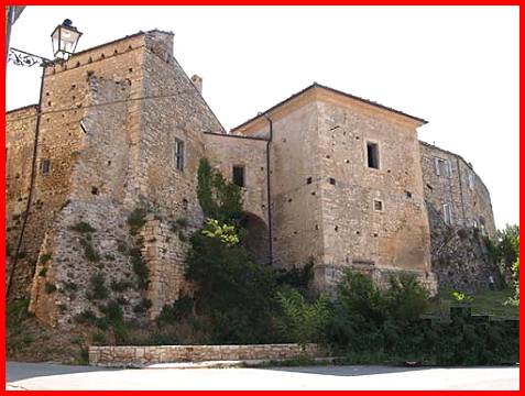 castello di San Valentino in Abruzzo Citeriore, castelli provincia di Pescara, Castelli dell'Abruzzo