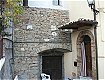 Resti del castello, dal sito www.teramoeprovincia.com Resti del castello, dal sito www.teramoeprovincia.com