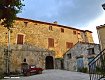 Nella foto di Mimmo Benivento, la corte Bonomini (o palazzo baronale), dal sito www.panoramio.com