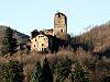 Il castello visto dall'autostrada Milano-Genova