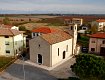 La chiesa di San Giacomo Apostolo, foto di Livio Collovini, dal sito www.panoramio.com