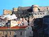 Il castello e la città; il borgo antico (medievale) di Gaeta è caratterizzato da strette e tortuose vie