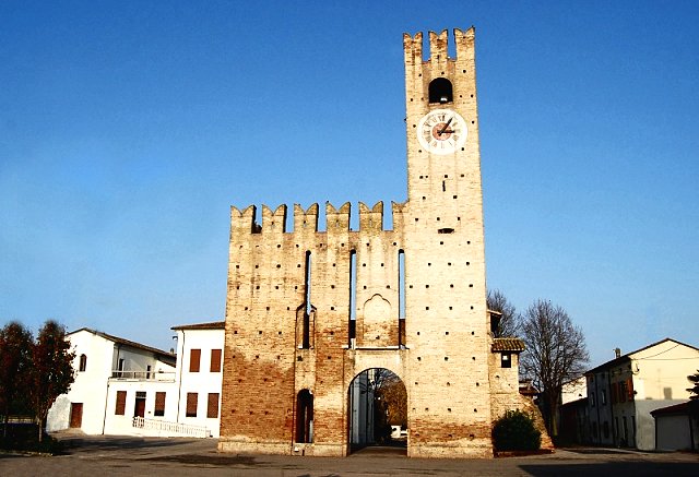 Dal sito http://castelliere.blogspot.com Dal sito http://castelliere.blogspot.com
