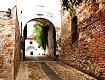 L'ingresso del castello, dal sito www.comune.odalengogrande.al.it